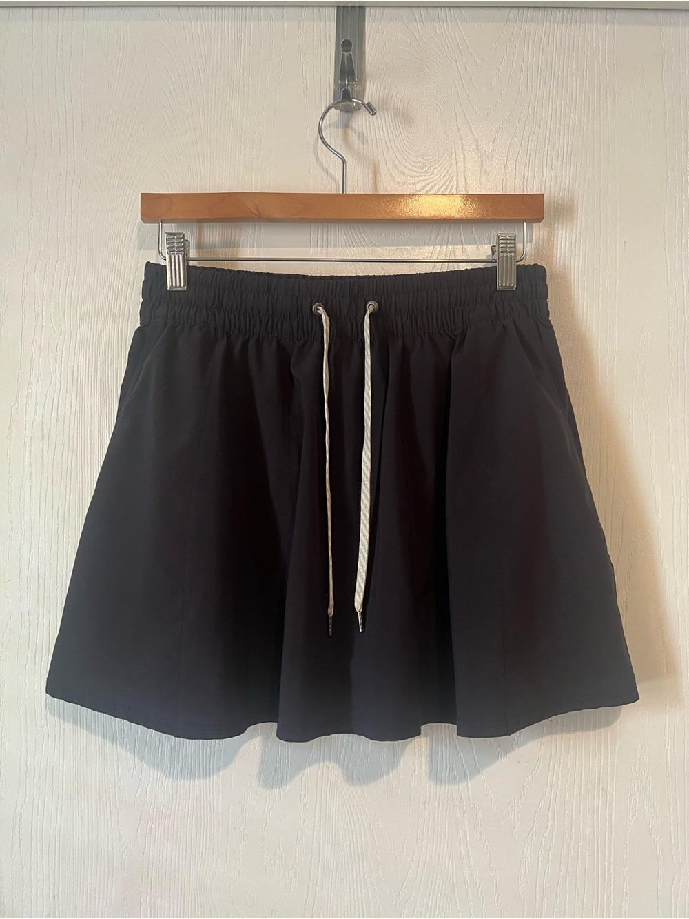 Vuori Black Volley Skirt Athletic Tennis  Golf Pickleball Women Sz Large